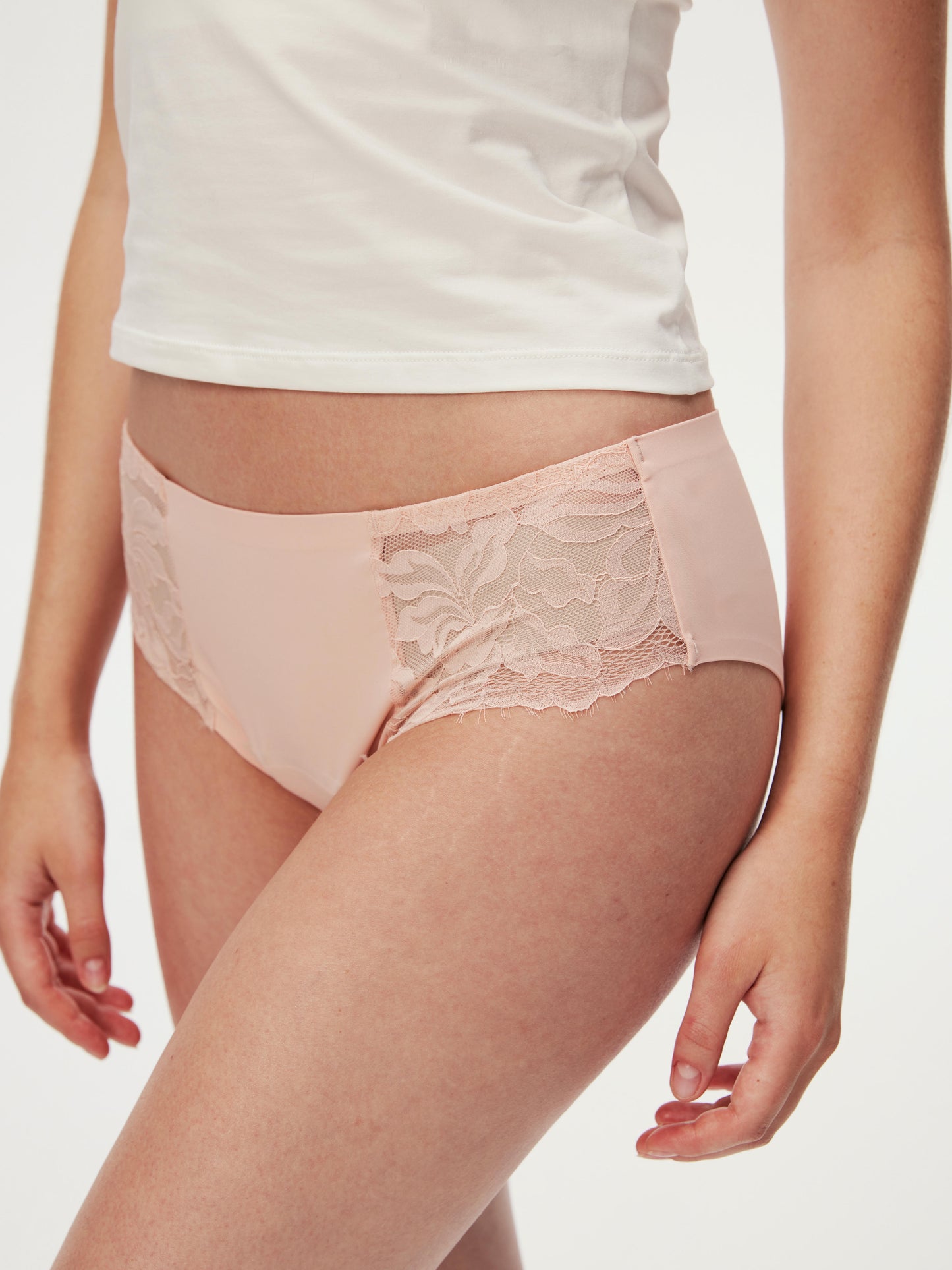 Lacey Mid Rise Brief