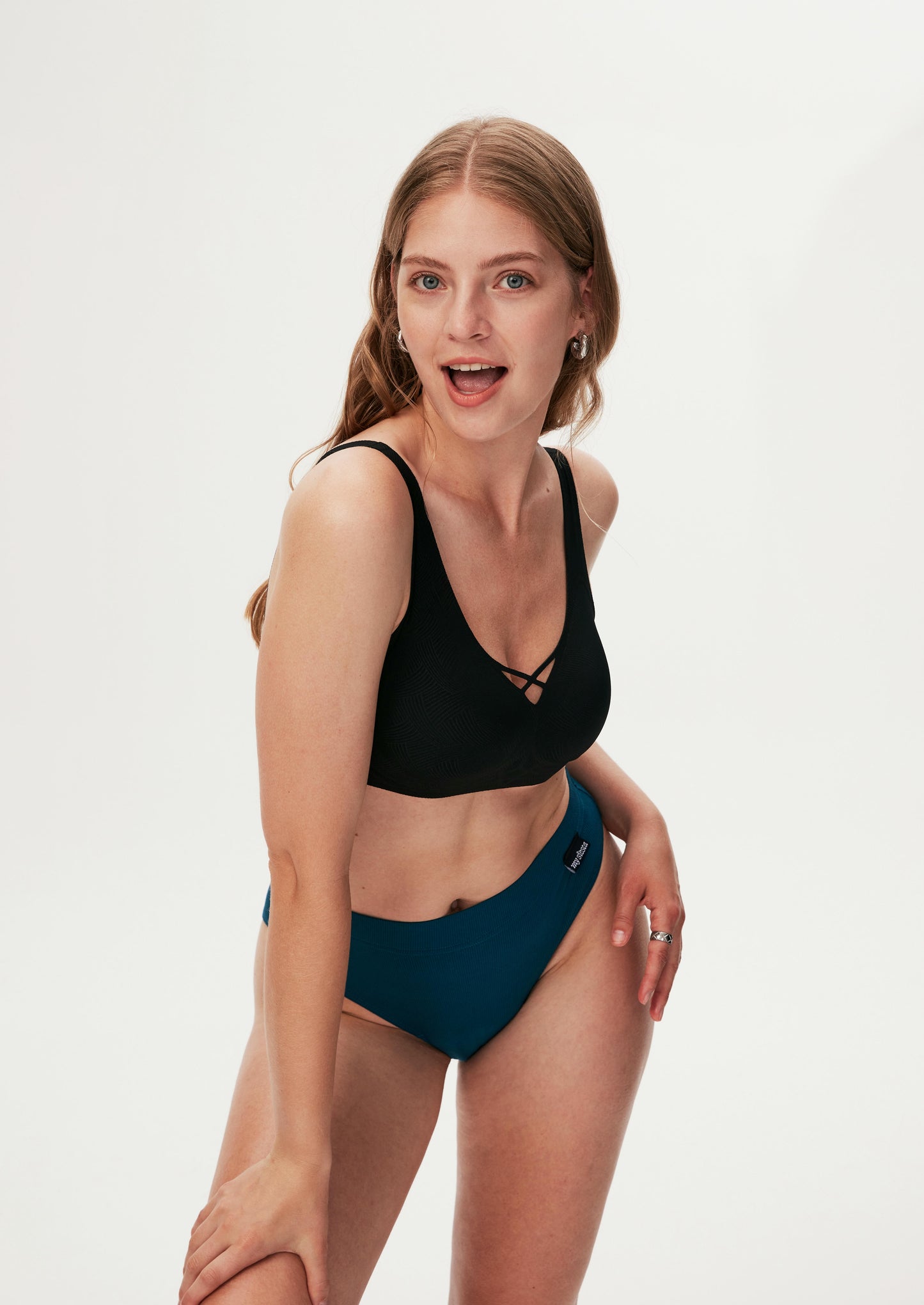 Cheeky High-Leg